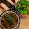 新大久保タイ食材店ルーでタイカレー弁当