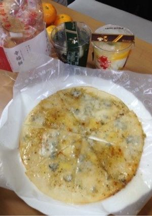 ゴルゴンゾーラチーズとハチミツのピッツァ-レシピのメイン写真