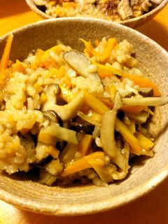 人参とごぼう、椎茸の炊き込み御飯-レシピのメイン写真
