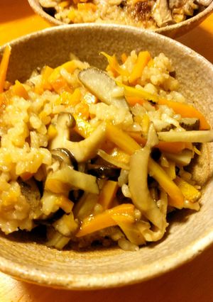 人参とごぼう、椎茸の炊き込み御飯-レシピのメイン写真