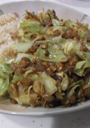 煮込み不要☆蒸しキャベツのドライ風カレー-レシピのメイン写真