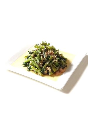 栄養満点～♪空芯菜とツナの甘酢炒め-レシピのメイン写真