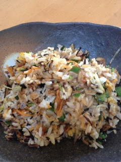 ひじきと梅の和風チャーハン-レシピのメイン写真