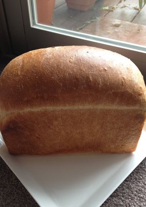 ♥HBで簡単♥全粒粉ふんわりミルク食パン-レシピのメイン写真