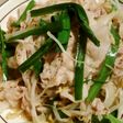 簡単☆栄養満点☆ニラモヤ肉炒め(^O^)