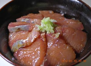 簡単♪　おいし~ぃハマチ漬け丼・東丼-レシピのメイン写真