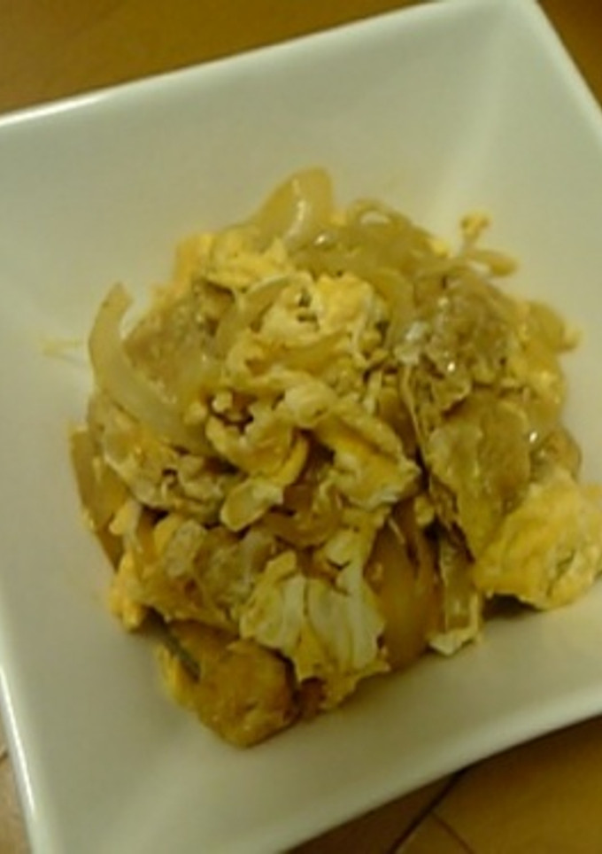油揚げと玉ねぎの手抜き丼(親子丼風)-レシピのメイン写真