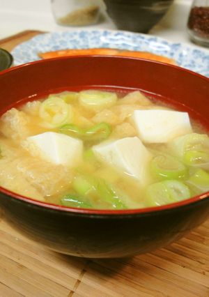 ＊朝食に＊豆腐と油揚げの味噌汁＊-レシピのメイン写真