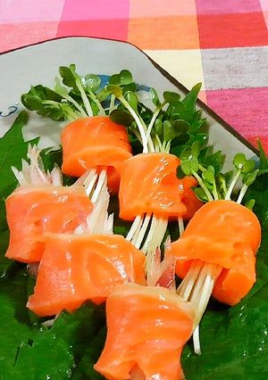 サーモンのかいわれ大根＆みょうが巻き♪-レシピのメイン写真