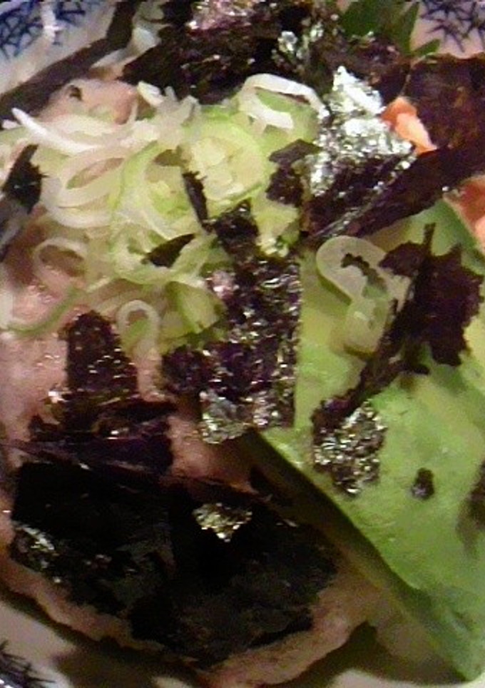 焼き鮭と山芋とアボカドの丼-レシピのメイン写真