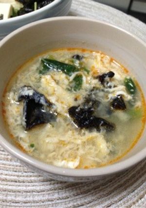 きくらげと小松菜のピリ辛中華スープ-レシピのメイン写真