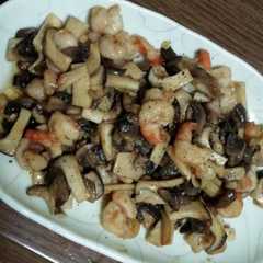รูปของ キノコとエビのバター炒め*