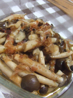 レンジで2分♪簡単しめじのポン酢和え-レシピのメイン写真
