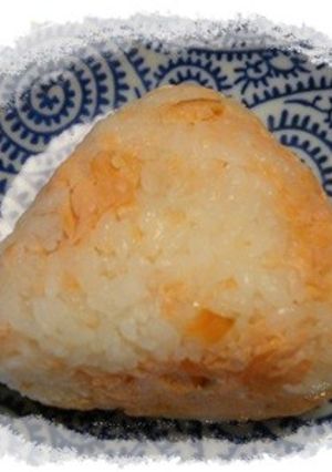鮭まぶしオニギリ-レシピのメイン写真
