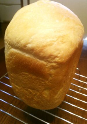 HB天然酵母ほわほわ♪生ｸﾘｰﾑ食ﾊﾟﾝ-レシピのメイン写真