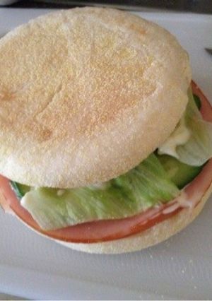 マフィンでサラダサンド♬-レシピのメイン写真