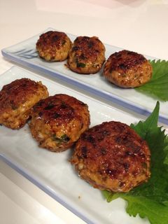 シソの葉香るしいたけの肉詰め-レシピのメイン写真