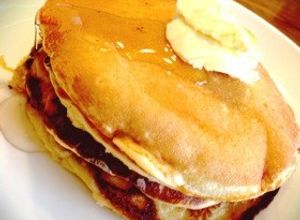 小麦粉だけのもちもちホットケーキ-レシピのメイン写真