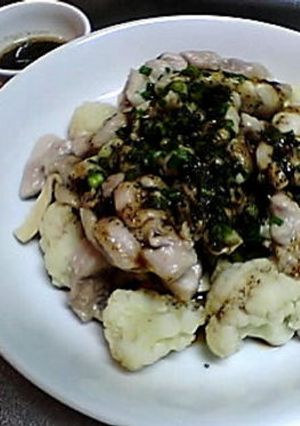 お手軽・ゆで鶏のごまソース掛け♪-レシピのメイン写真
