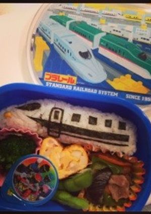 キャラ弁♪新幹線♪-レシピのメイン写真