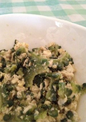 ゴーヤとバジルの炒め物-レシピのメイン写真