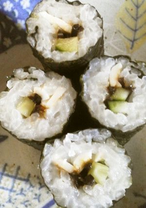 塩昆布とチーズの細巻きなおにぎり-レシピのメイン写真