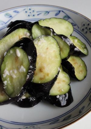 ラー油がナイス塩麹甘酒のW麹deなす漬け-レシピのメイン写真