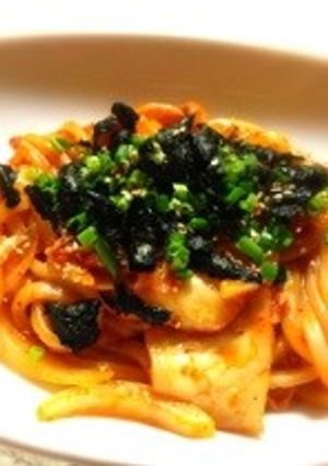 韓国風キムチうどん-レシピのメイン写真
