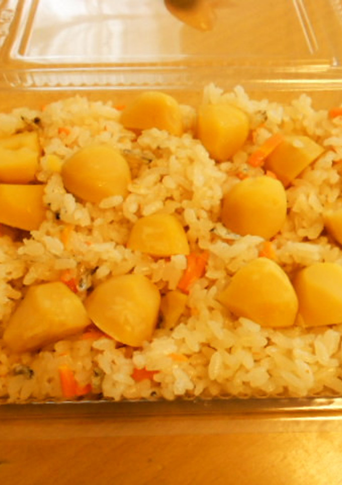 栗の甘露煮で♪簡単炊き込みご飯-レシピのメイン写真