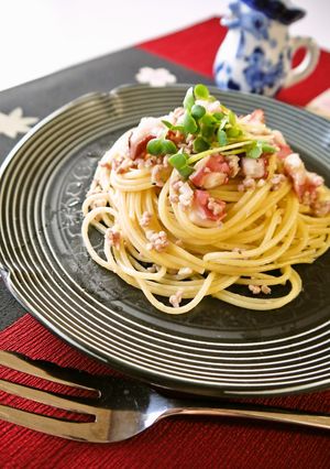 タコと豚ひき肉のシンプルパスタ-レシピのメイン写真