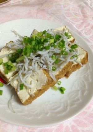 簡単もう一品厚揚げしらすのせ-レシピのメイン写真