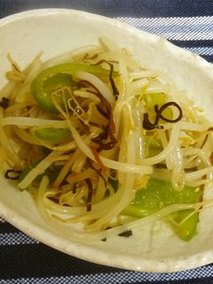 もやしとピーマンの塩コンブ炒め-レシピのメイン写真
