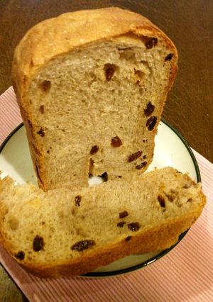甘さ控えめ☆レーズン食パン-レシピのメイン写真