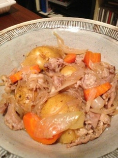 フライパンで、突っ込むだけ肉ジャガ⁈-レシピのメイン写真