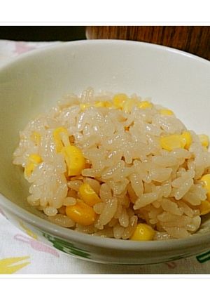 簡単！美味しい♪とうもろこしご飯。-レシピのメイン写真