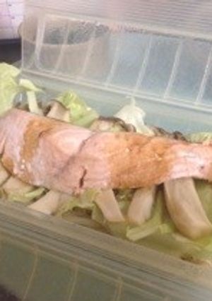 ルクエ☆汁まで美味！鮭野菜蒸し醤油バター-レシピのメイン写真