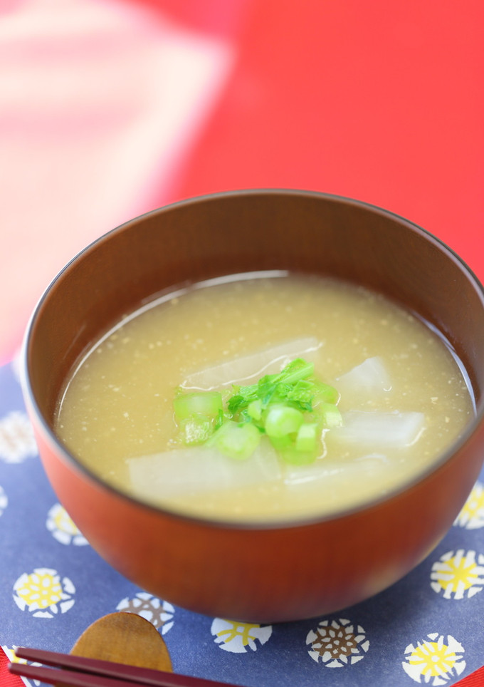 大根と大根の葉のお味噌汁-レシピのメイン写真