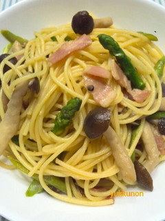 ベーコンとアスパラとシメジのパスタ-レシピのメイン写真