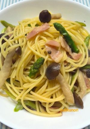 ベーコンとアスパラとシメジのパスタ-レシピのメイン写真