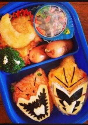 キャラ弁♪キョウリュウレッド＆ウッチー♪-レシピのメイン写真