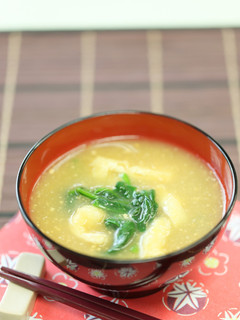 ほうれん草と油揚げのお味噌汁-レシピのメイン写真