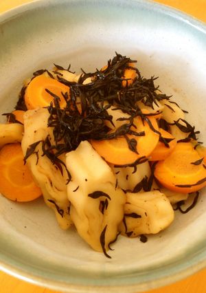 ちくわぶと人参、ひじきの煮物-レシピのメイン写真