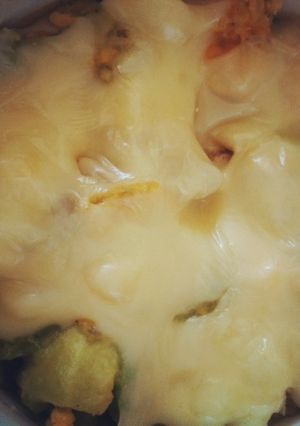 ☆お1人ランチ☆アボ卵の簡単グラタン風-レシピのメイン写真