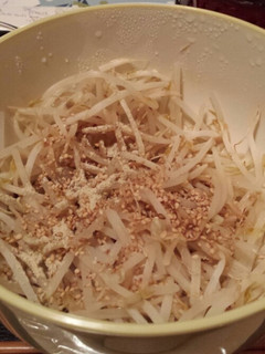 レンジ:もやしの牛ダシダ胡麻胡麻油和え-レシピのメイン写真