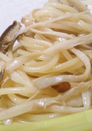 新食感!エリンギこりこりペペロンチーノ-レシピのメイン写真
