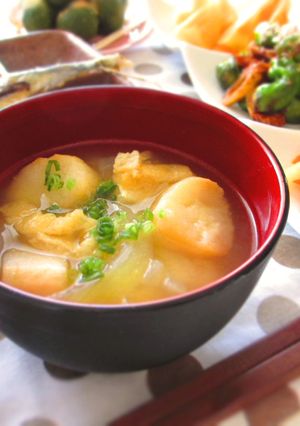 シンプルに✿たまねぎと麩の味噌汁-レシピのメイン写真