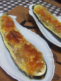 ジューシィ☆ズッキーニの肉詰めチーズ焼き-レシピのメイン写真