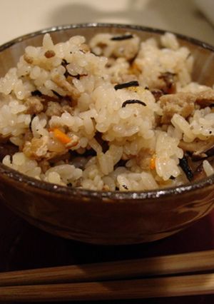 ひじきと豚肉の炊き込みご飯-レシピのメイン写真