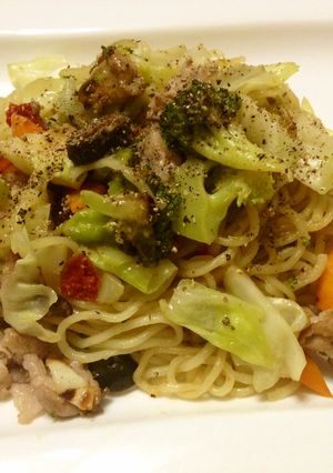 洋風焼きそば（白ワイソース仕立て）-レシピのメイン写真