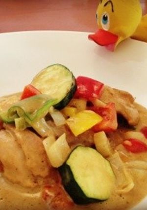 鶏もも肉の野菜カレークリーム煮込み♪-レシピのメイン写真
